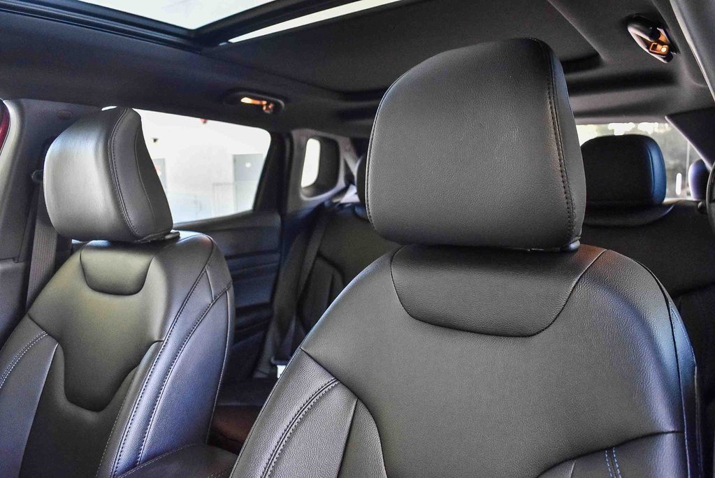 New 2026 Jeep Compass Limited image 25
