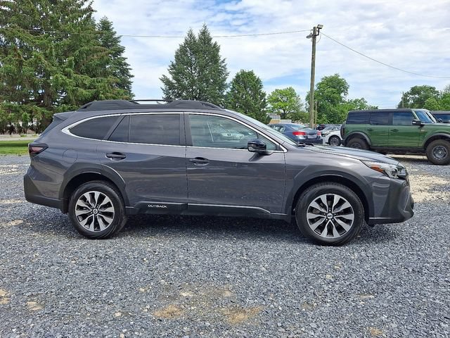 Certified 2025 Subaru Outback Limited AWD/4WD image 11
