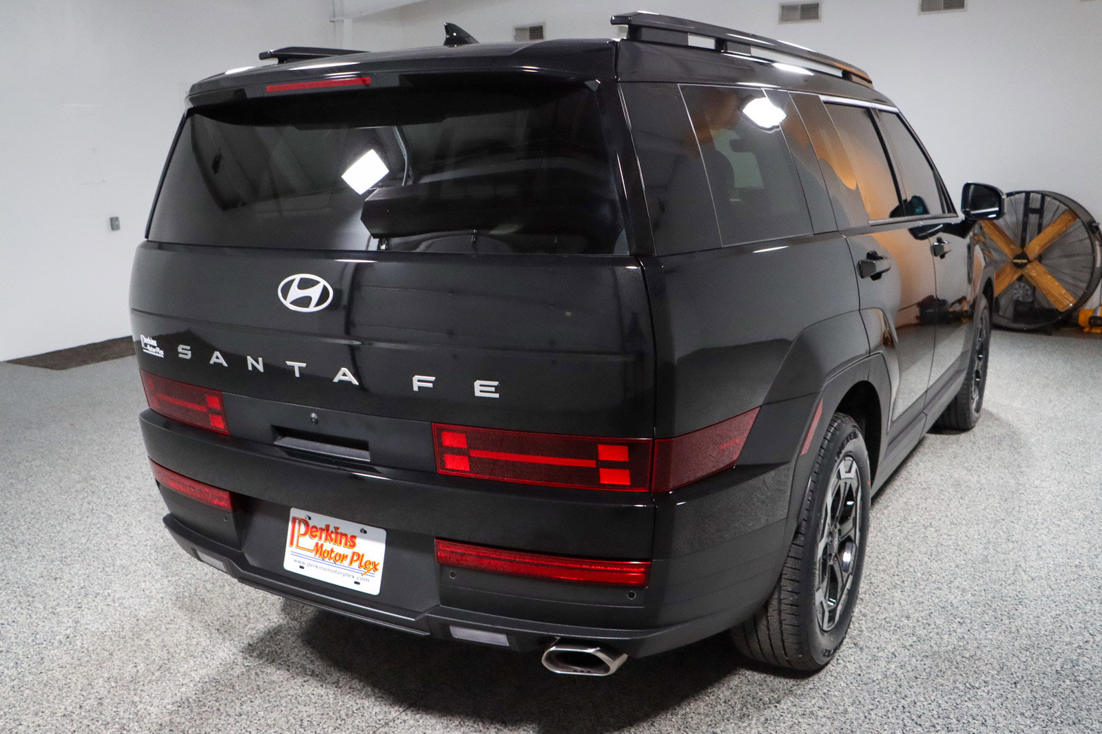 Used 2024 Hyundai Santa Fe SEL FWD image 7