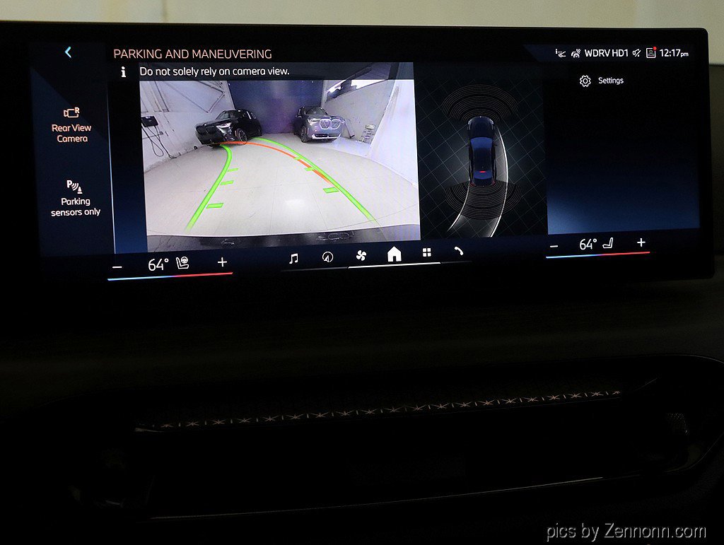 Used 2025 BMW 230i xDrive Coupe w/ Premium Package image 17