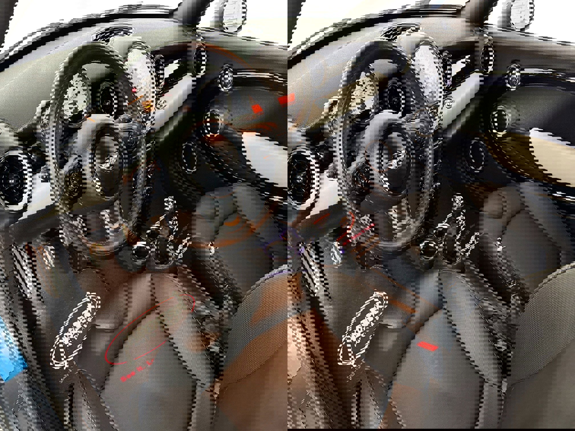 Used 2013 MINI Cooper Roadster S FWD image 5