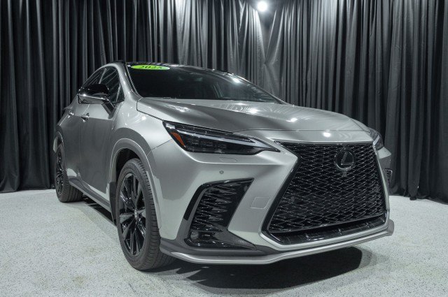 Used 2025 Lexus NX 350 F Sport AWD/4WD image 3