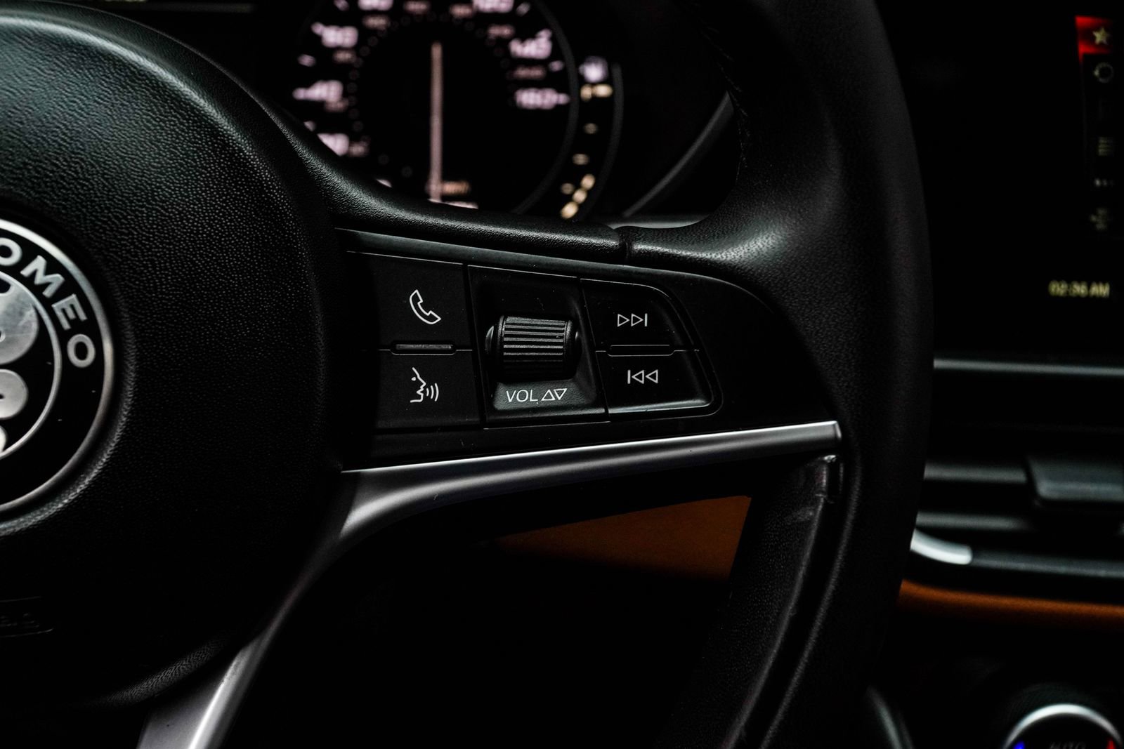 Used 2019 Alfa Romeo Giulia image 24