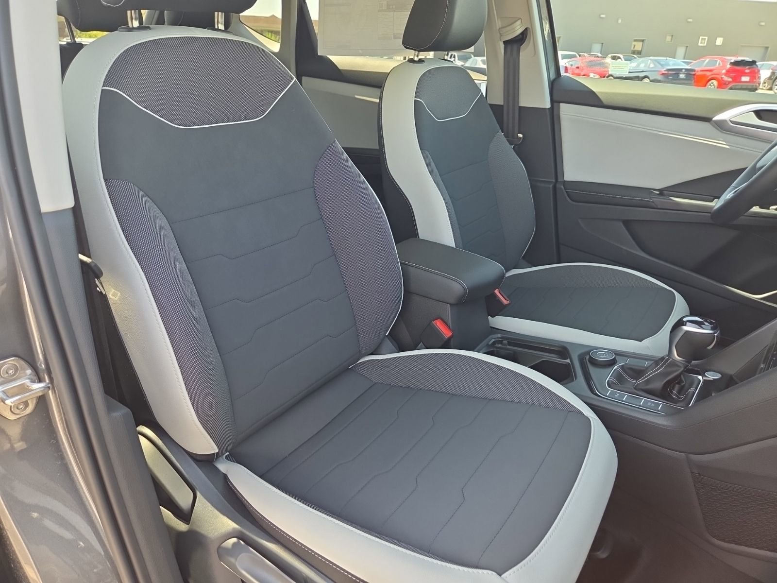 New 2026 Volkswagen Taos SE AWD/4WD image 19