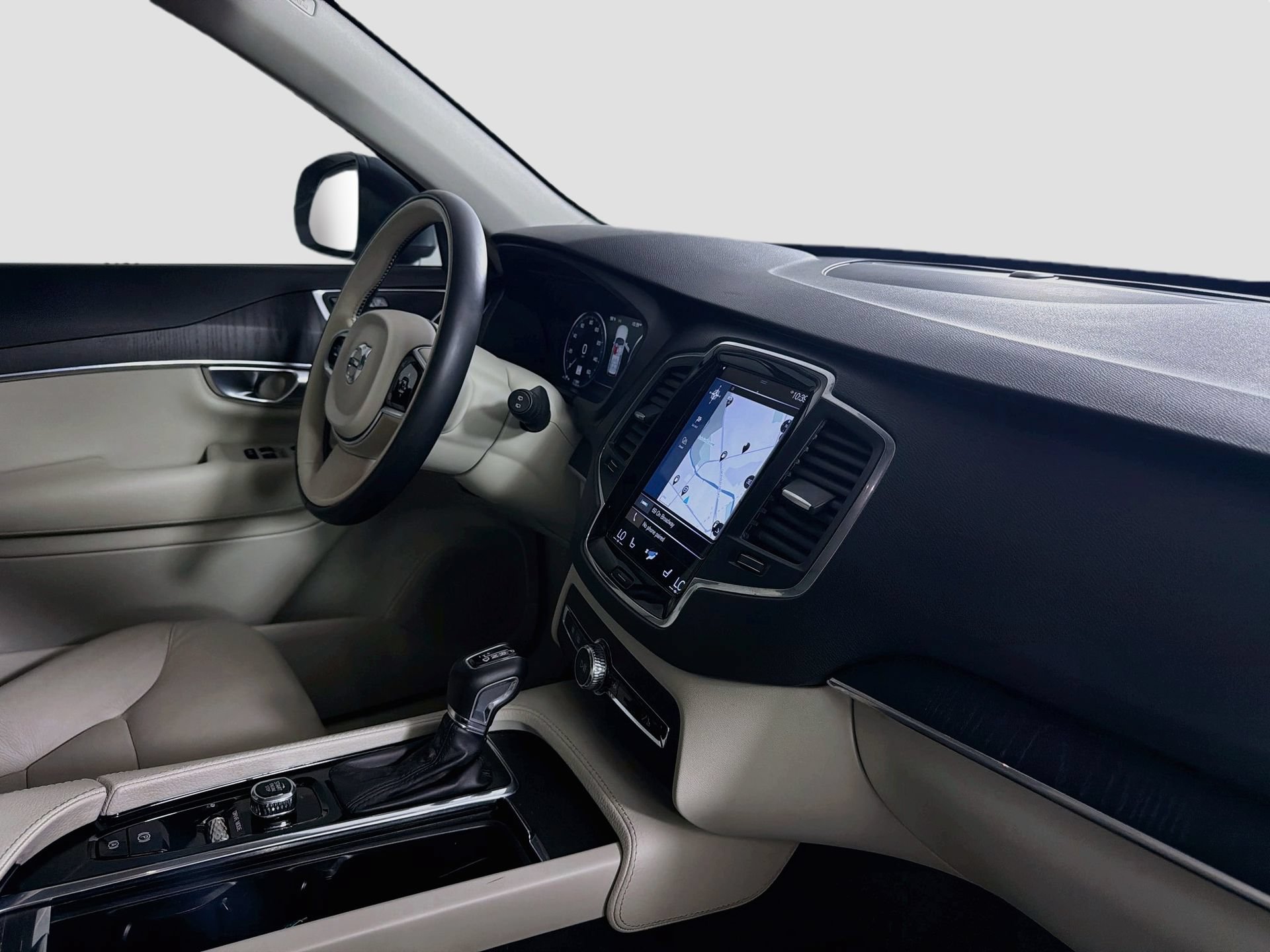 Used 2020 Volvo XC90 T5 Momentum w/ Protection Package Premier AWD/4WD image 29