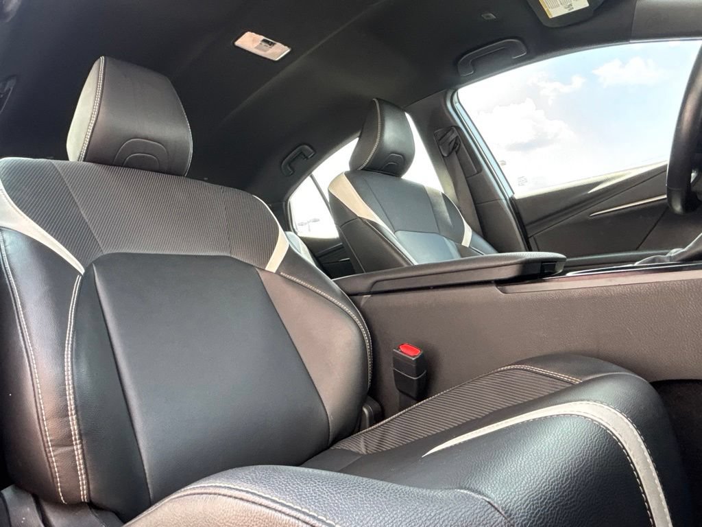 Used 2025 Toyota Camry SE FWD image 27