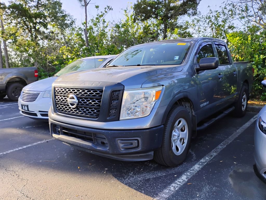 Used 2017 Nissan Titan S RWD image 2