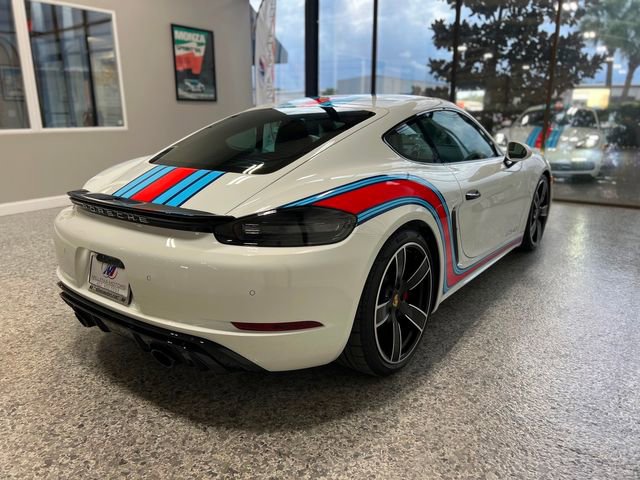 Used 2024 Porsche 718 Cayman GTS image 7