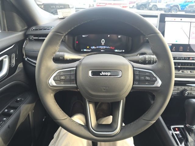 Certified 2025 Jeep Compass Limited w/ High Altitude Package AWD/4WD image 17