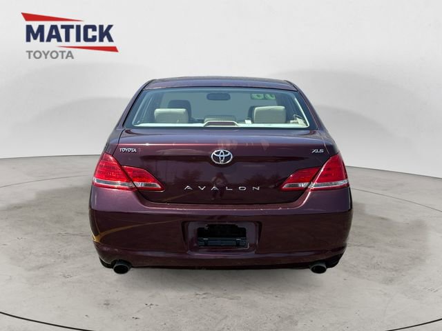 Used 2006 Toyota Avalon XLS FWD image 6