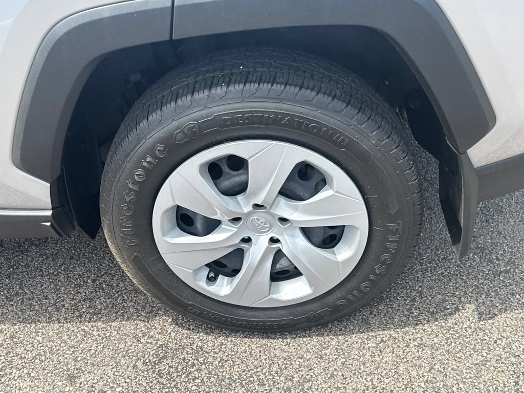 Used 2019 Toyota RAV4 LE w/ All Weather Liner Package AWD/4WD image 38