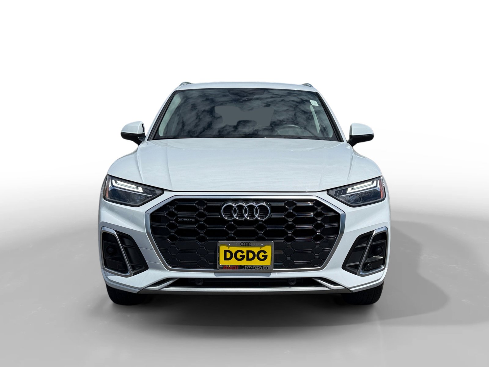 Used 2024 Audi Q5 2.0T Premium w/ Convenience Package image 8