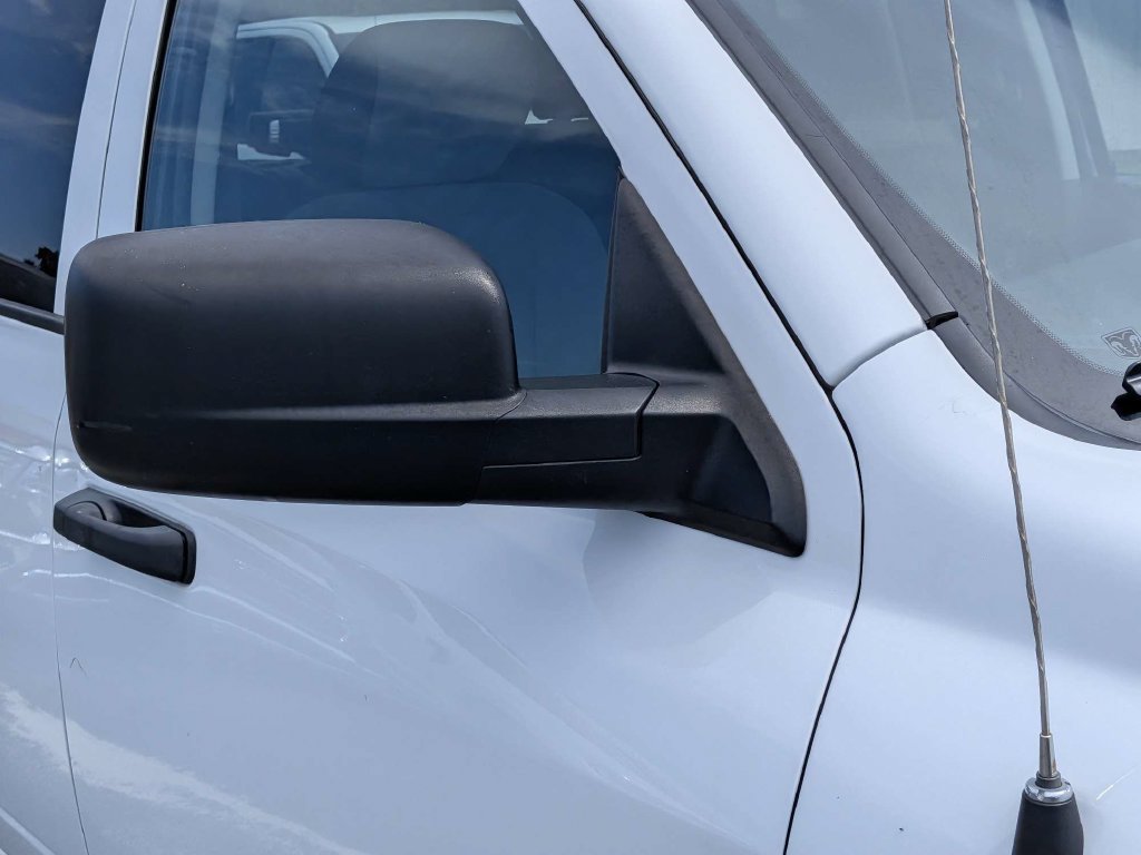 Used 2024 RAM 1500 Classic SLT AWD/4WD image 10