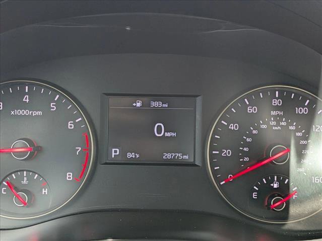 Used 2017 Kia Cadenza Premium w/ Luxury Package image 11