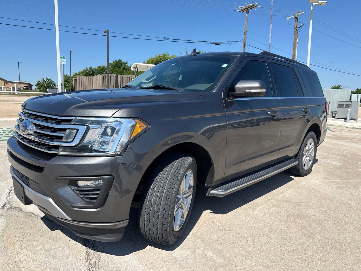 Used 2019 Ford Expedition XLT w/ Equipment Group 202A RWD image 6