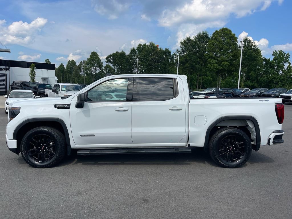 Used 2023 GMC Sierra 1500 Elevation image 2