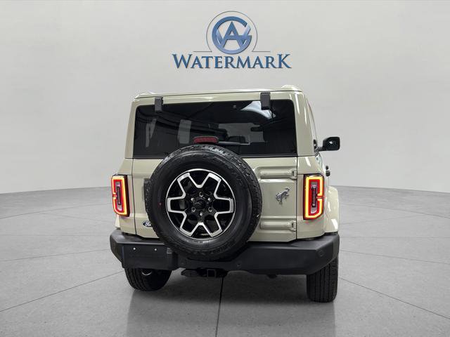 New 2026 Ford Bronco Outer Banks AWD/4WD image 4
