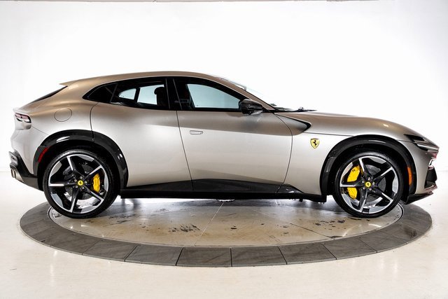 Used 2025 Ferrari Purosangue image 11