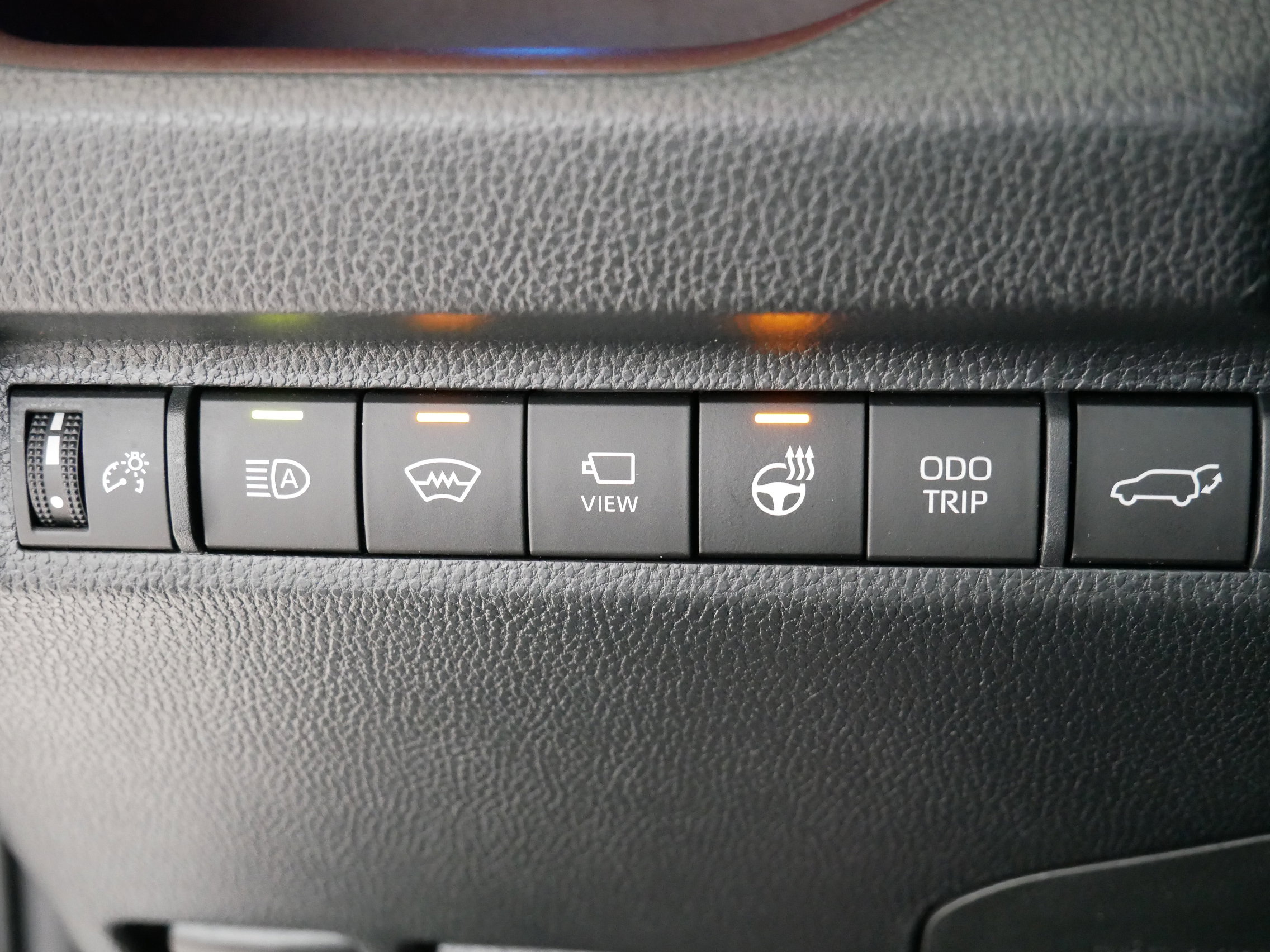 Used 2023 Toyota RAV4 Limited image 36