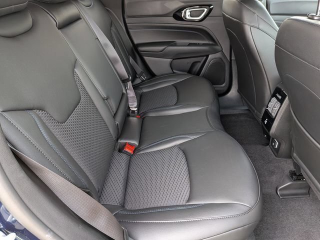 New 2026 Jeep Compass Latitude AWD/4WD image 32