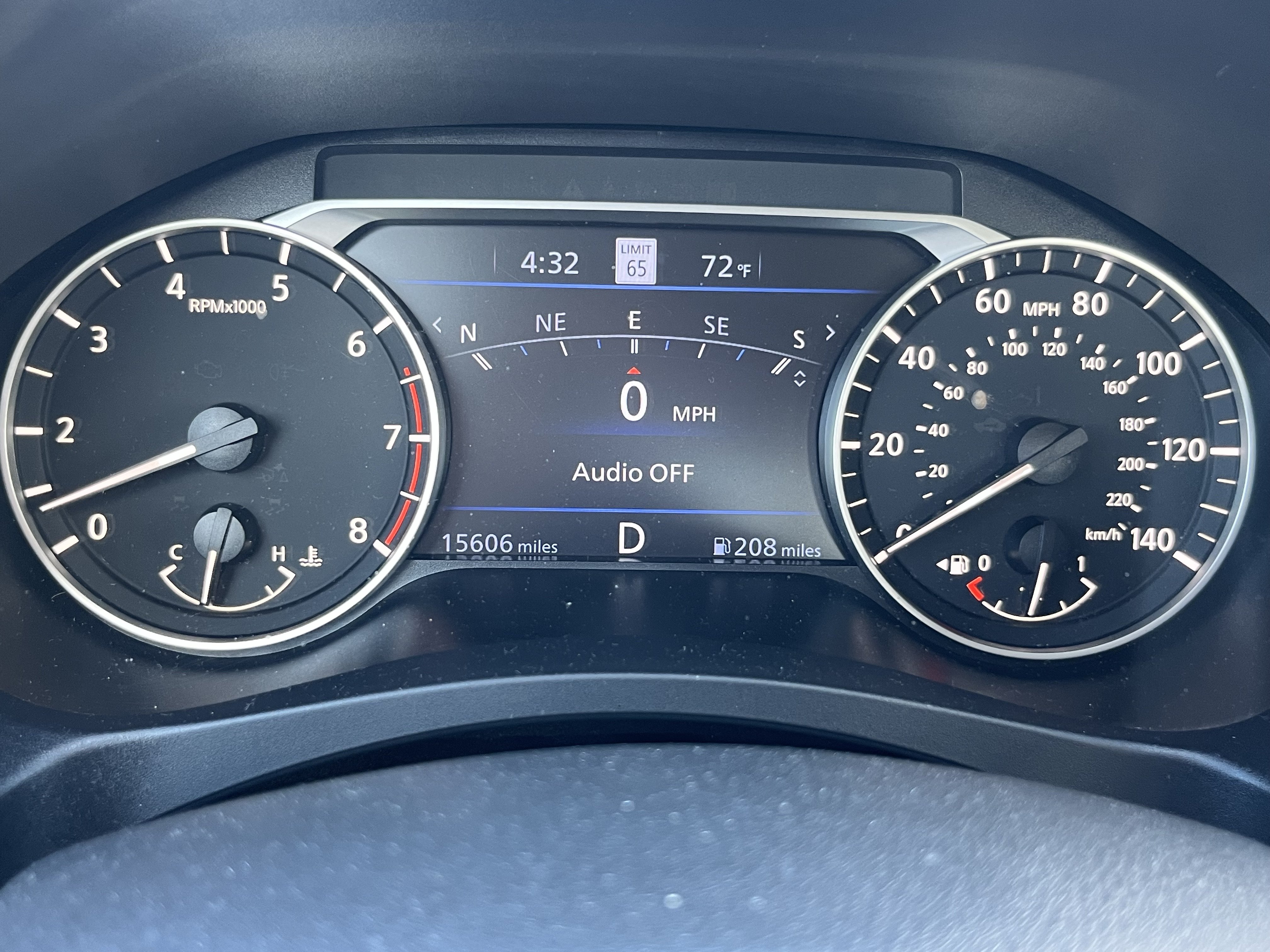 Used 2024 Nissan Altima 2.5 SV w/ SV Premium Package FWD image 5