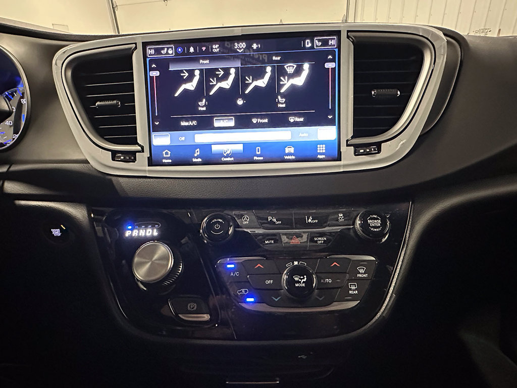 Used 2027 Chrysler Pacifica LX FWD image 37