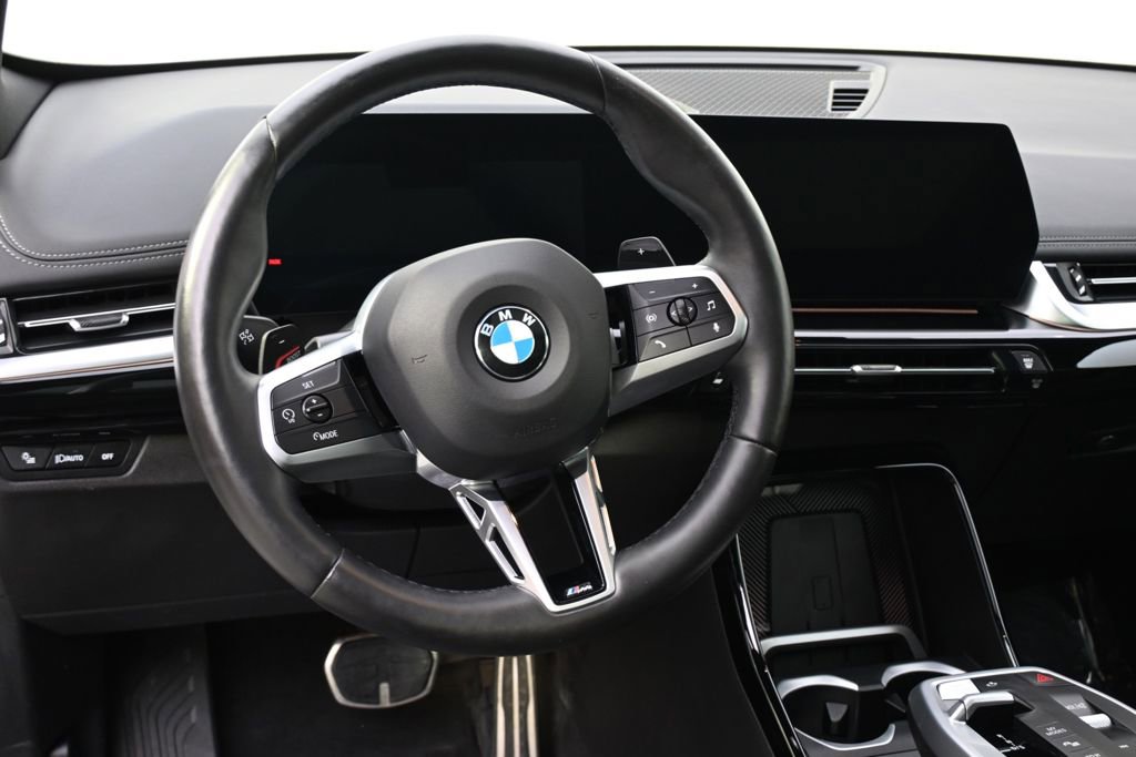 Used 2025 BMW X1 xDrive28i w/ M Sport Package AWD/4WD image 12