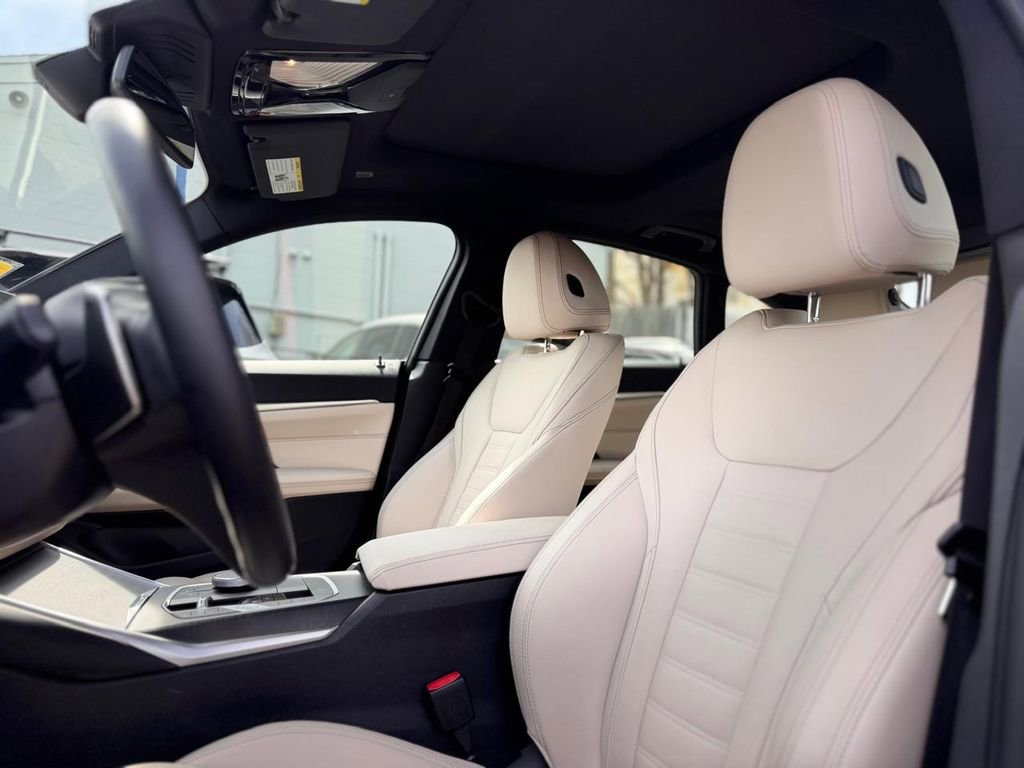 Used 2024 BMW 430i Gran Coupe xDrive w/ Premium Package image 15