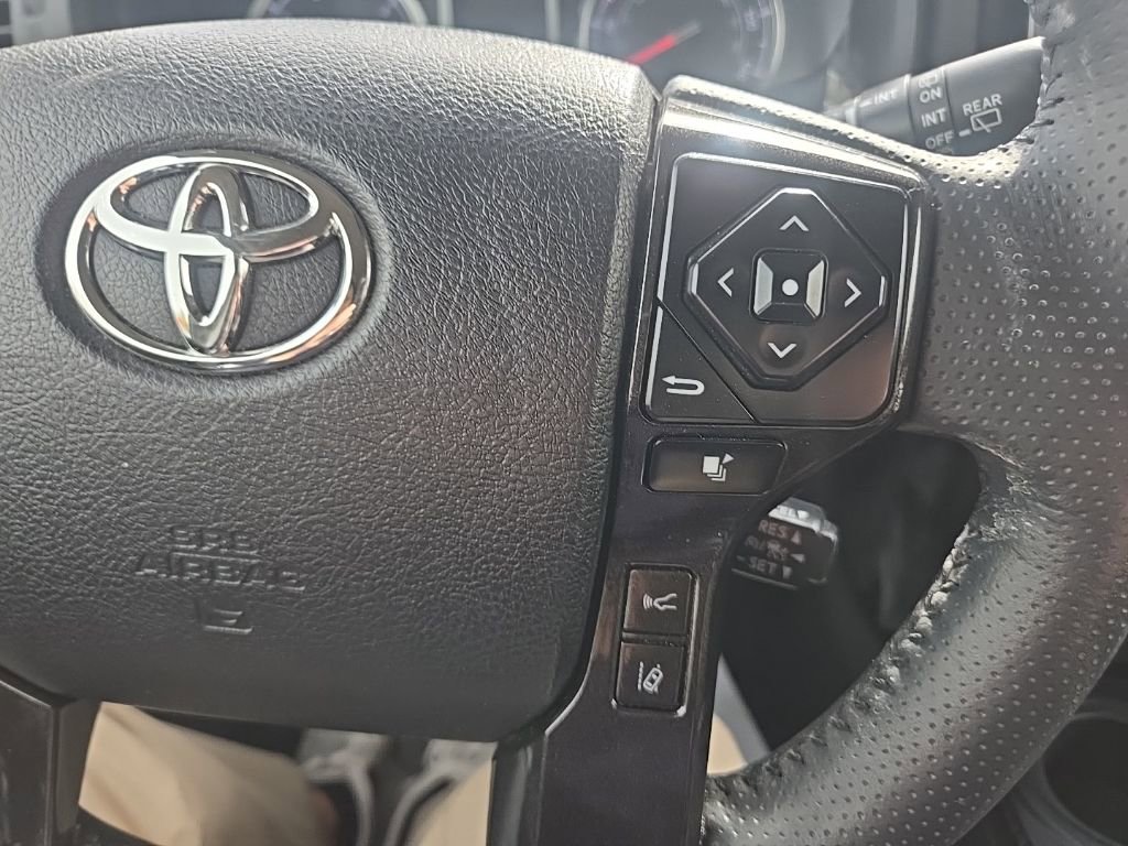 Used 2024 Toyota 4Runner TRD Off-Road image 17