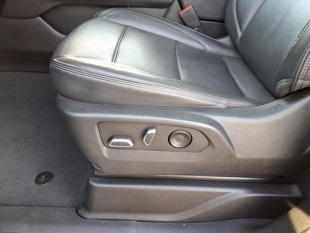 Used 2023 GMC Yukon Denali image 16