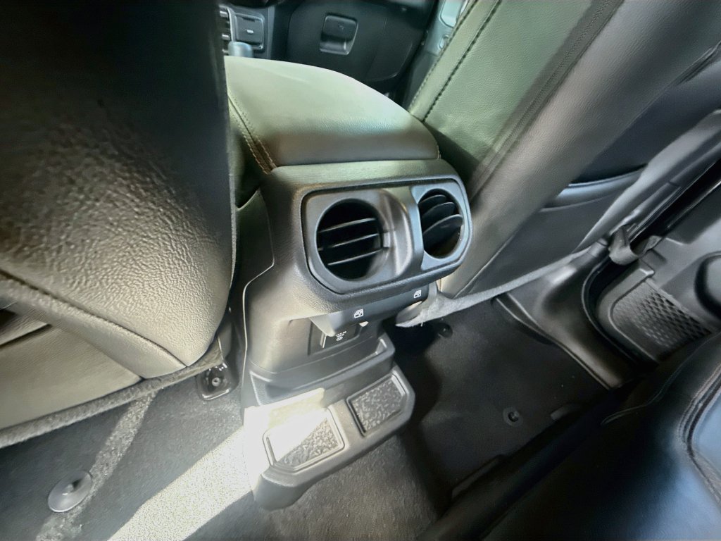 Certified 2022 Jeep Wrangler Unlimited Sahara AWD/4WD image 27