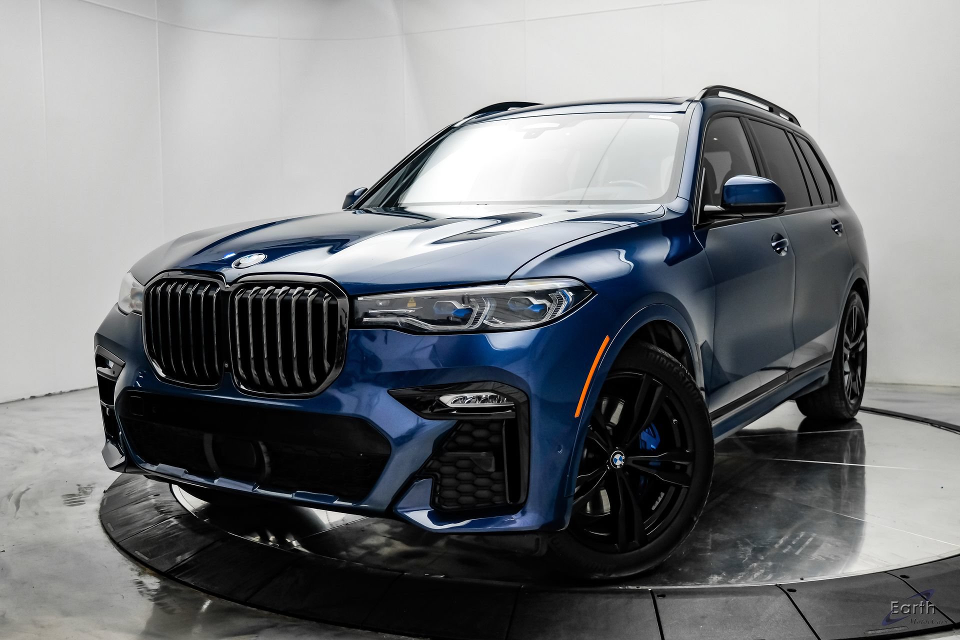 Used 2022 BMW X7 M50i w/ Dynamic Handling Package AWD/4WD image 4