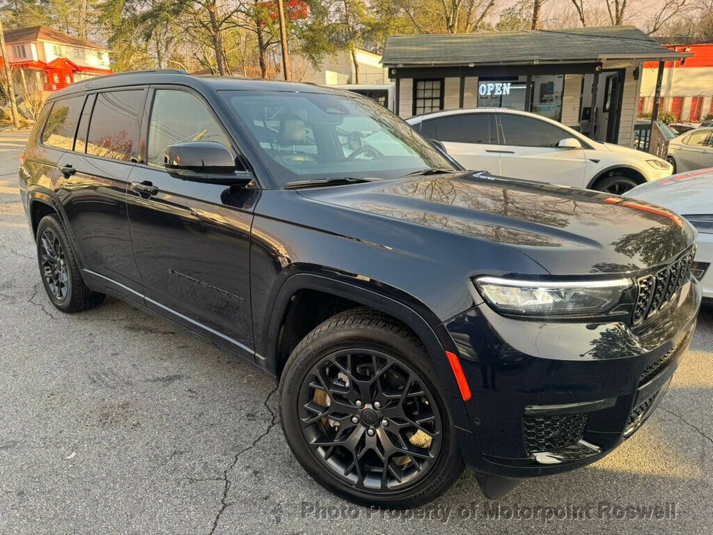 Used 2024 Jeep Grand Cherokee L Summit image 2