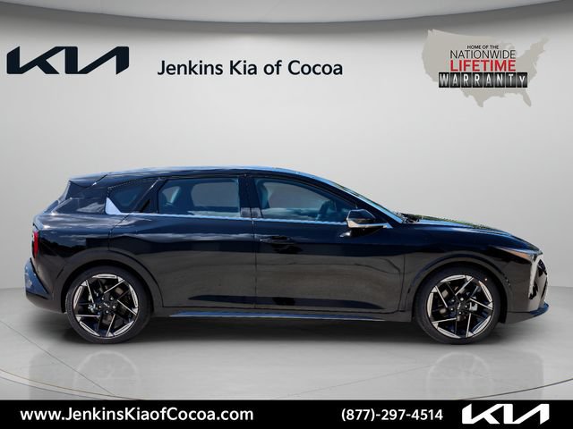 New 2026 Kia K4 GT-Line w/ GT-Line Premium Package FWD image 3