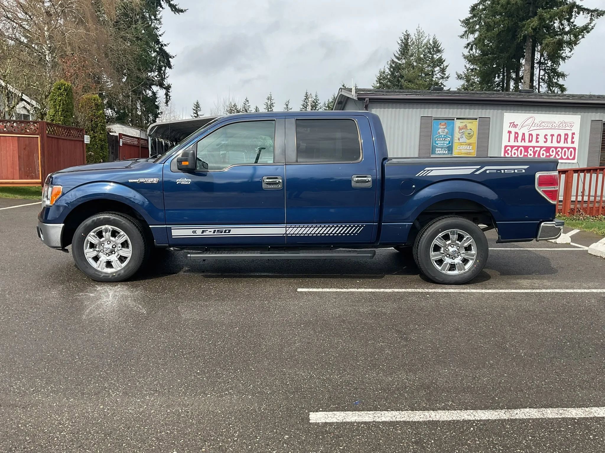 Used 2010 Ford F150 XLT image 2