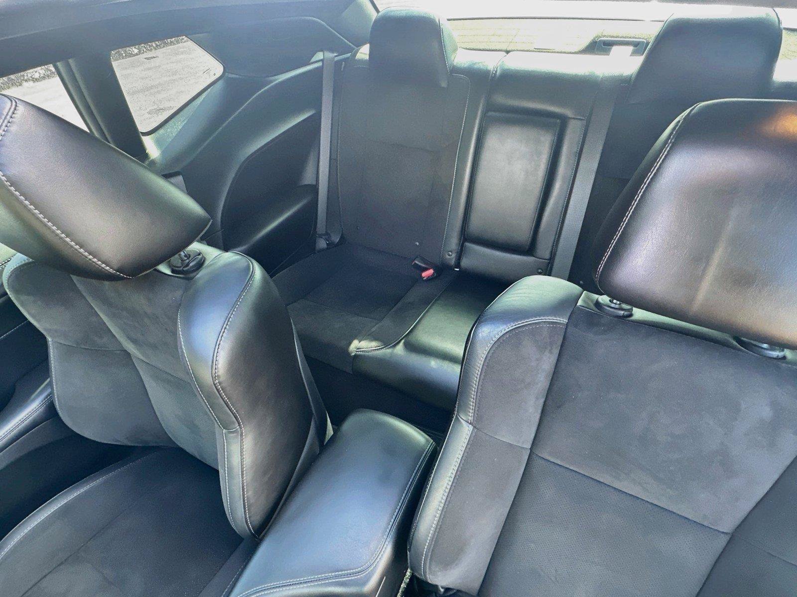 Used 2022 Dodge Challenger R/T w/ Plus Package RWD image 21