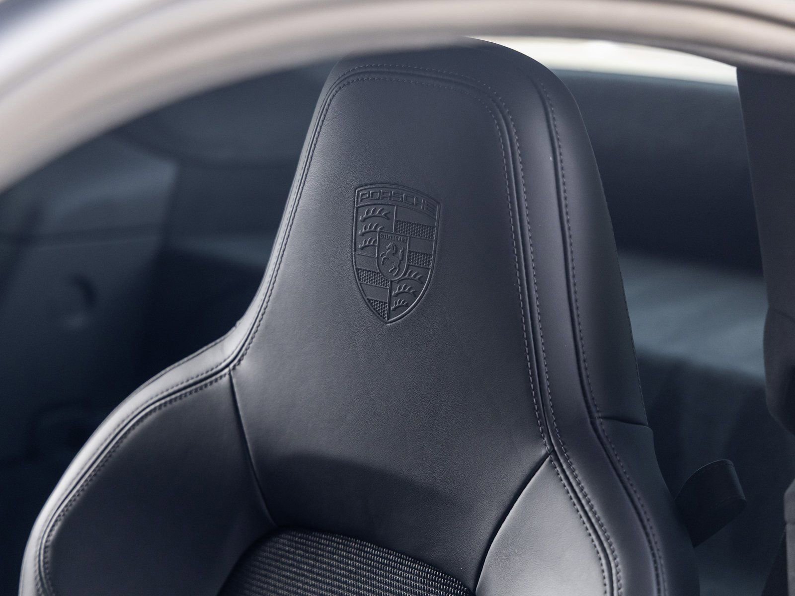 Certified 2025 Porsche 911 GT3 image 35