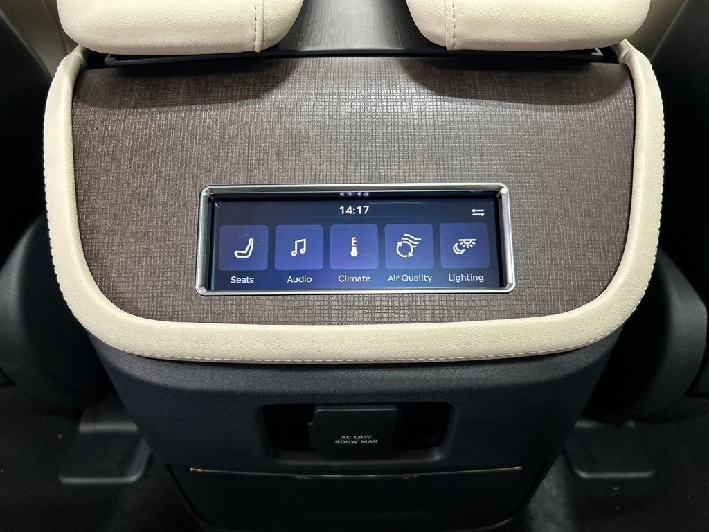 New 2027 Lincoln Navigator Reserve AWD/4WD image 30