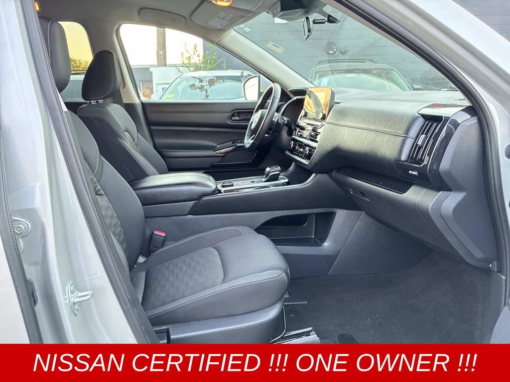 Certified 2024 Nissan Pathfinder SV AWD/4WD image 10