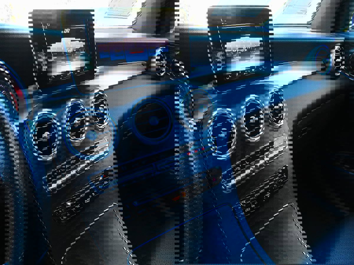 Used 2017 Mercedes-Benz GLC 300 image 23