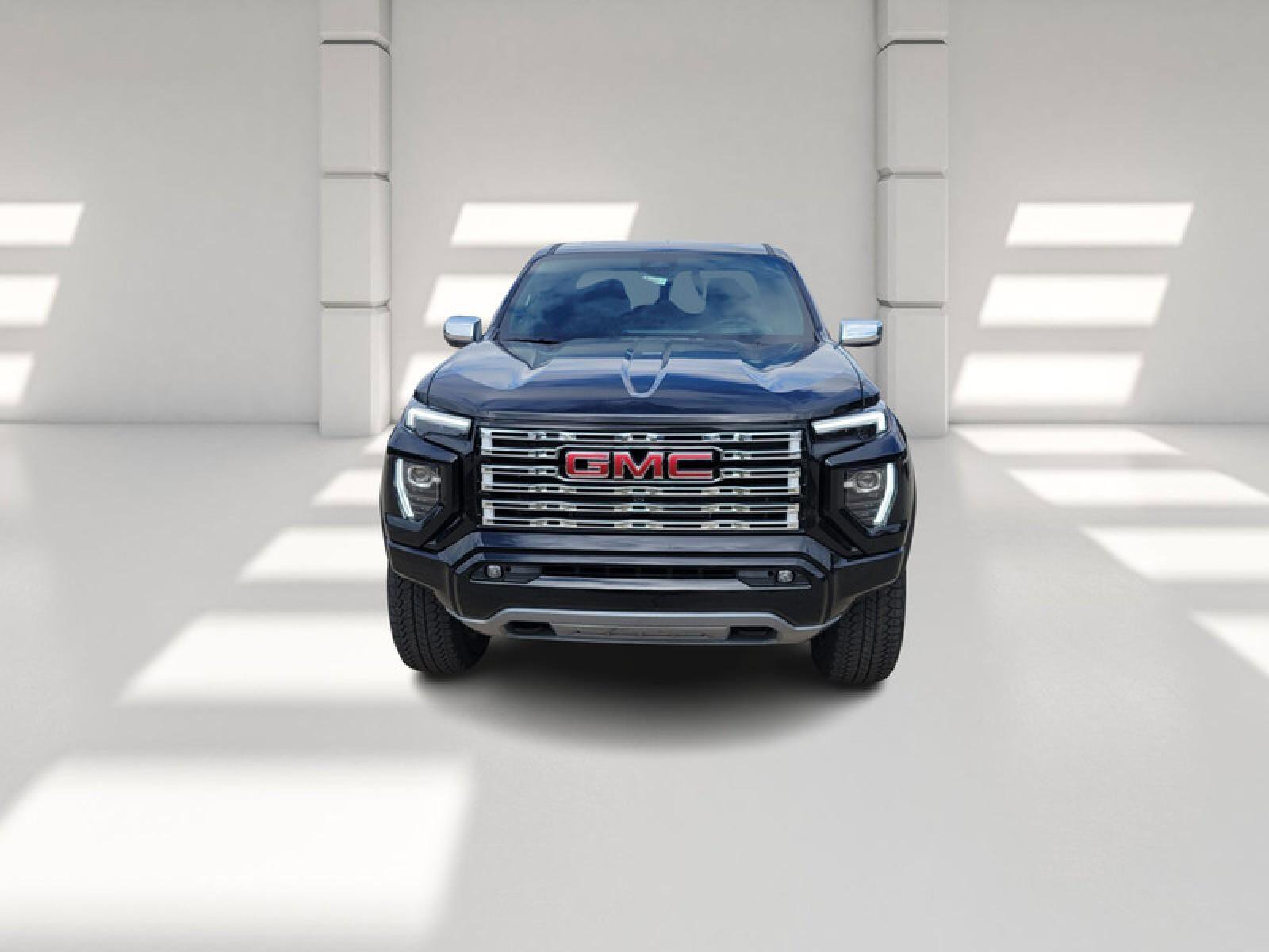 New 2026 GMC Canyon Denali image 2