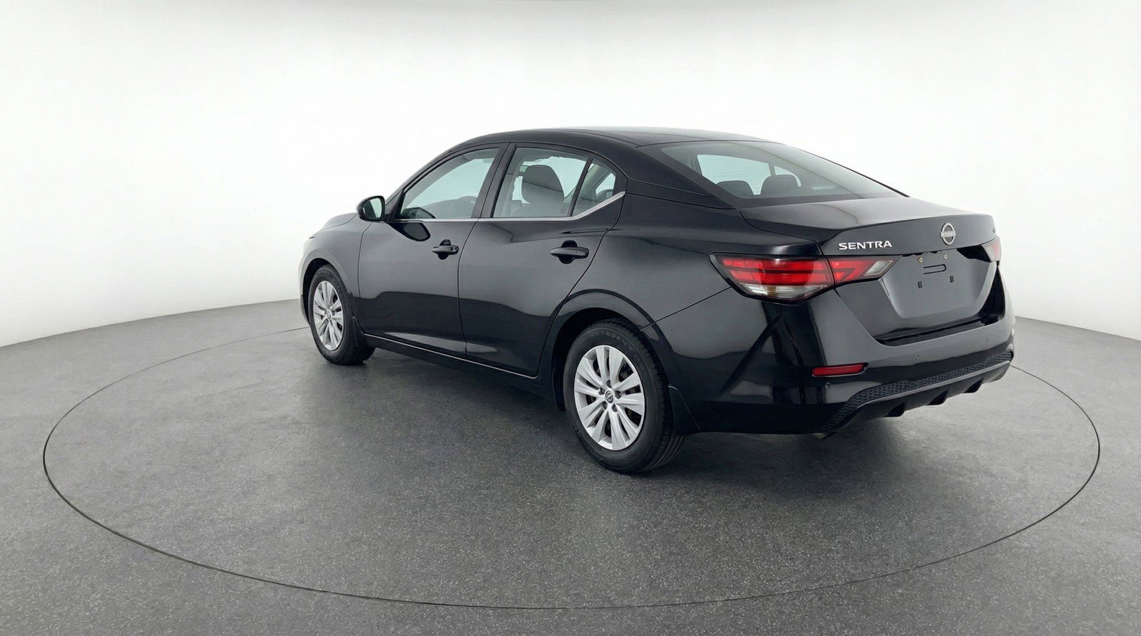 Used 2025 Nissan Sentra S image 6