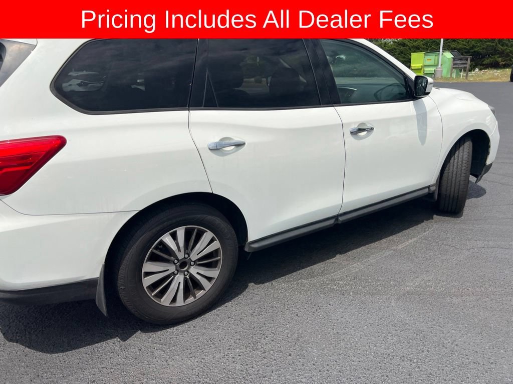 Used 2017 Nissan Pathfinder S FWD image 4
