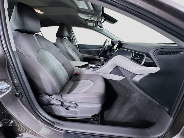 Used 2021 Toyota Camry LE FWD image 28