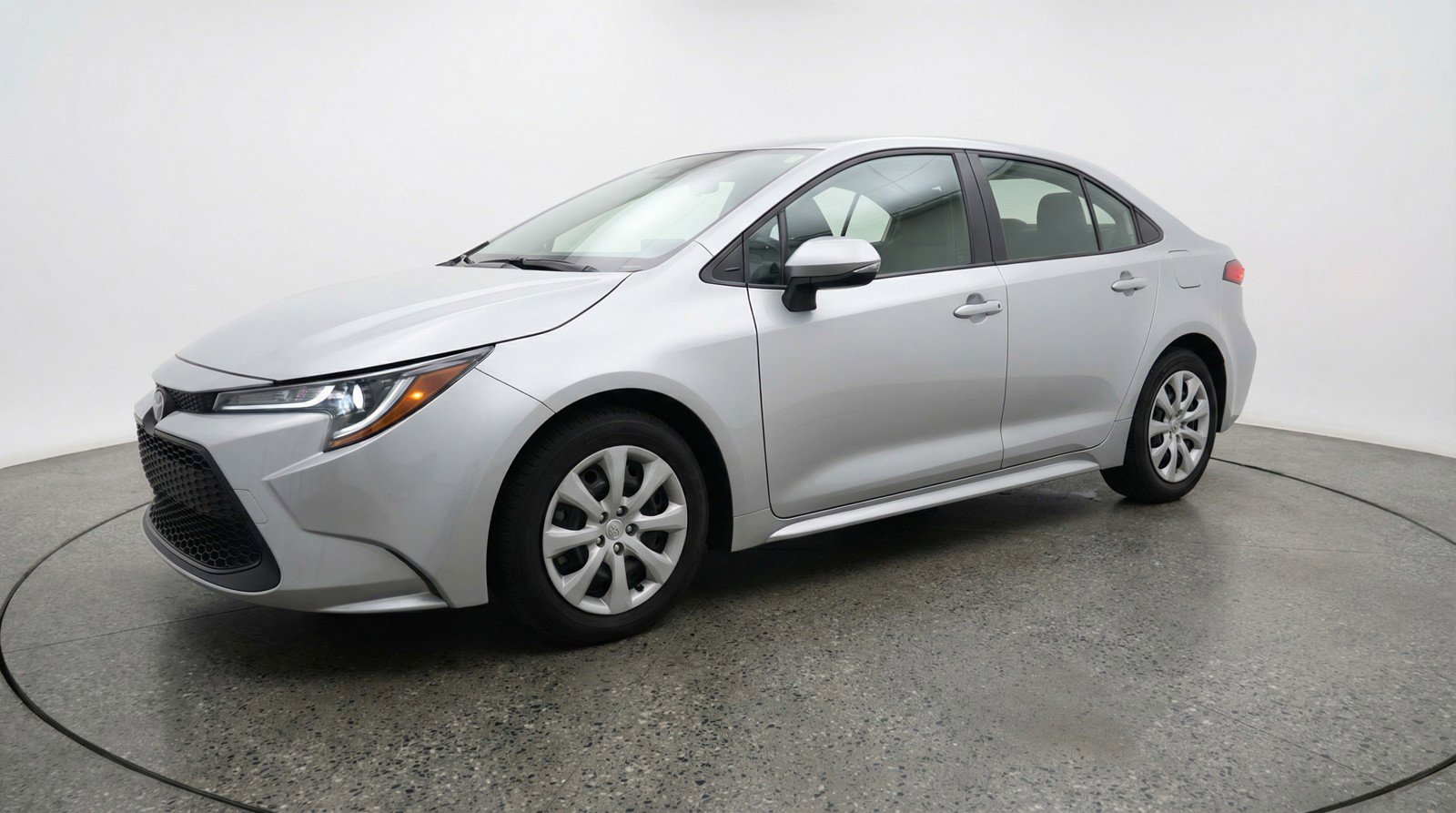 Used 2025 Toyota Corolla LE FWD image 3