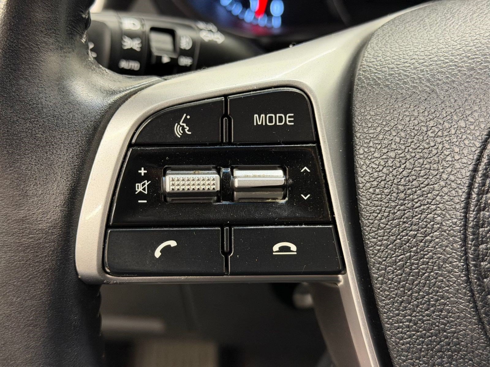 Used 2019 Kia Sorento EX AWD/4WD image 14