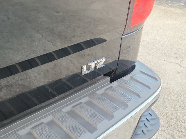 Used 2014 Chevrolet Silverado 1500 LTZ Z71 AWD/4WD image 6