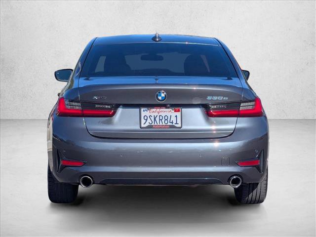 Used 2021 BMW 330e xDrive w/ Premium Package image 7