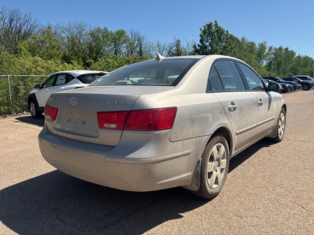 Used 2009 Hyundai Sonata GLS FWD image 5