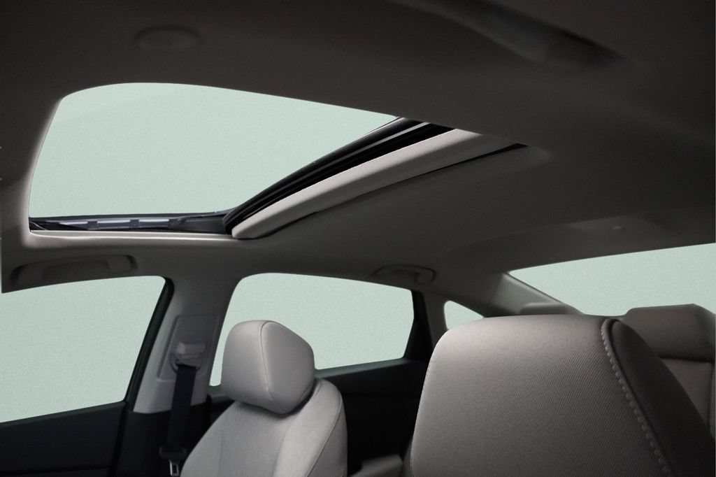 Certified 2025 Honda Accord SE image 19